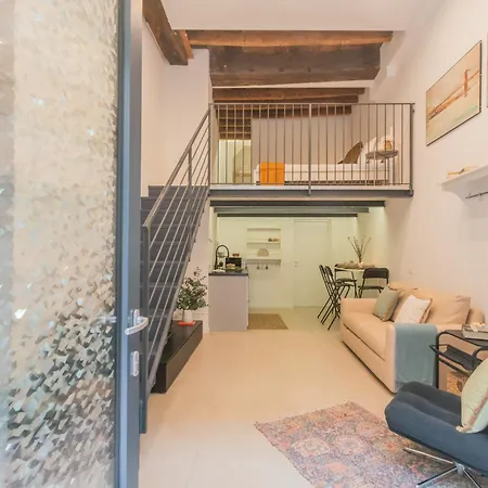 Apartamento Como Loft Charme Como